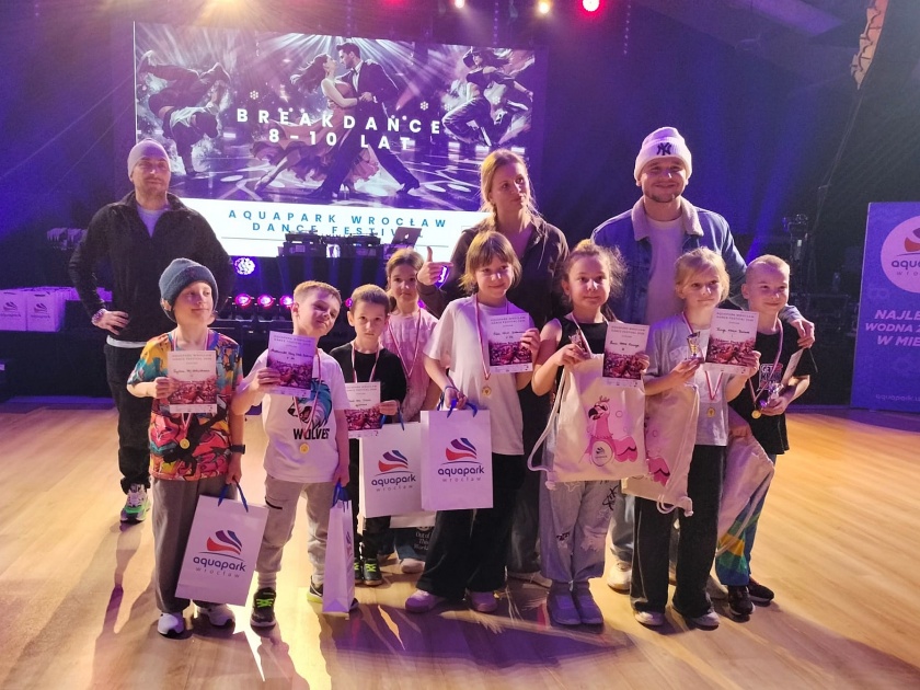 Zawodnicy BWA BREAKERS z nagrodami